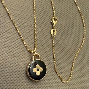 Louis Vuitton Double sided Zipper pull